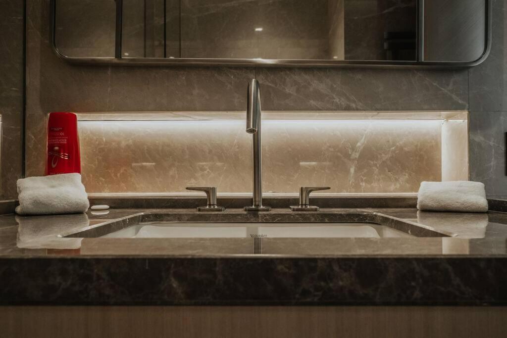Serviced Luxurious 3+1 In Address Emaar Square Стамбул Экстерьер фото